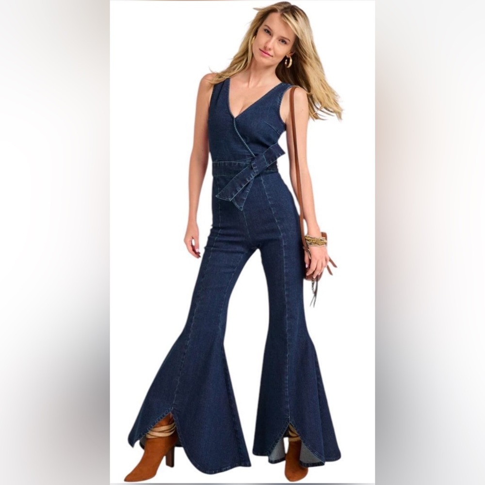 VENUS Flare Denim Jumpsuit Sz 24/3X (plus) NWT - Picture 2 of 11